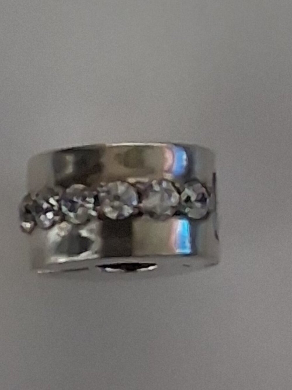Pandora 791972CZ Clear Sparkling Row Clip Charm – Sterling Silver - Picture 2 of 6